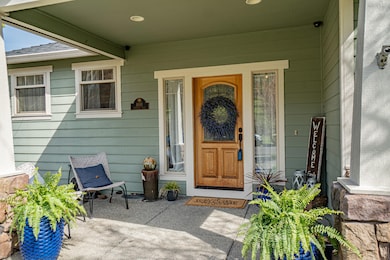 3 Porch