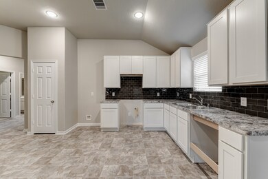 3011 Silverhorn Ln, Rosenberg, TX 77471 - photo 6