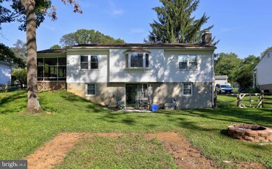 508 Deacon Brook Cir, Reisterstown, MD 21136 - photo 2