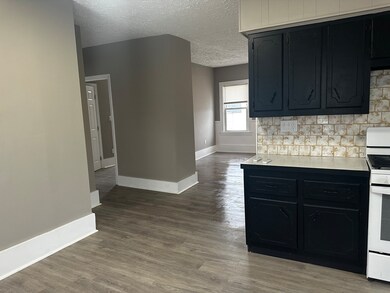 60 Cove St unit 3, New Bedford, MA 02744 - photo 2