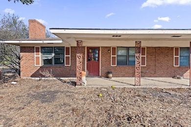 211 Whitehouse Rd, Ennis, TX 75119 - photo 4