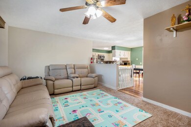2072oakhollowdr01