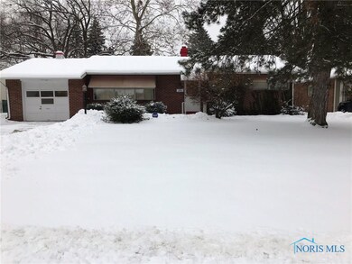 4926 Elmhurst Rd, Toledo, OH 43613 - photo 2