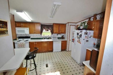 812 Kent Dr, Lebanon, TN 37087 - photo 3