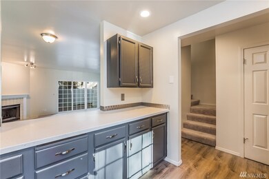 11624 Admiralty Way unit A, Everett, WA 98204 - photo 5