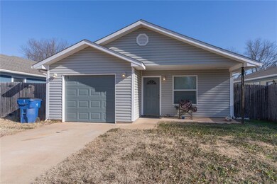 622 S Ash St, Guthrie, OK 73044 - photo 2