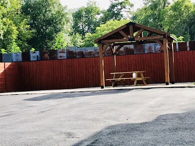 8717 Spaulding St unit 8, Houston, TX 77016 - photo 3