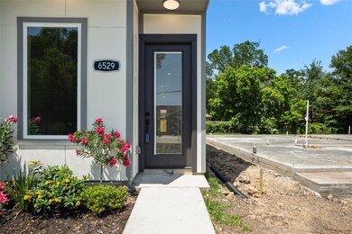 6529 Cohn St, Houston, TX 77091 - photo 3