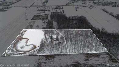 2792 Midway Ln, Saint Clair, MI 48079 - photo 5