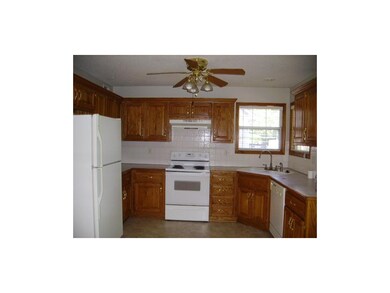 All appliances stay in this well laid out kitchen.