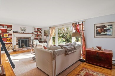 7-web-or-mls-125-seaward-way