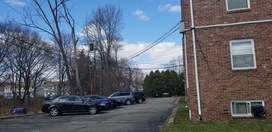 161 Neponset Valley Pkwy unit 6, Hyde Park, MA 02136 - photo 3