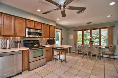 290 Haverford Dr, Wilkes Barre, PA 18702 - photo 3