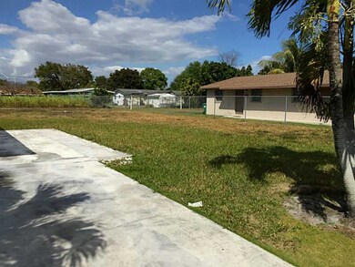 11493 SW 214 St, Homestead, FL 33189 - photo 3