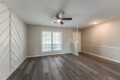 7015 Pine Vista Ln, Houston, TX 77092 - photo 3