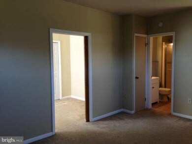 22330 Chancellors Run Rd unit H, Great Mills, MD 20634 - photo 4