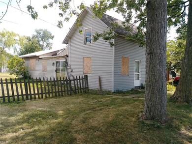 130 E 3rd St, Genoa, OH 43430 - photo 4