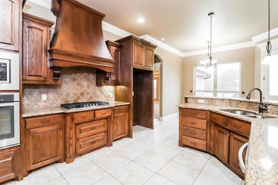 3109 Windcrest Ct, Granbury, TX 76049 - photo 4