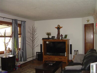 Living Room approximately 24 x 12 with neutral dco
