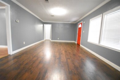 2140 W Highway 6, Alvin, TX 77511 - photo 5