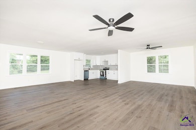 216 Randall Dr, Warner Robins, GA 31088 - photo 6