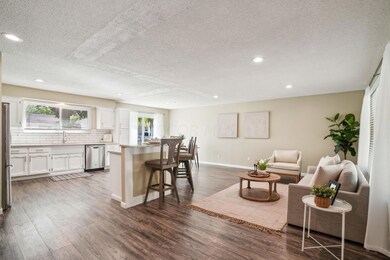 11-web-or-mls-3117-adirondack-ave