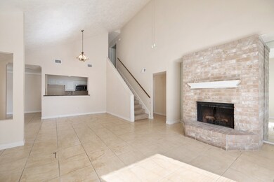 8530 Scenic Green Dr, Houston, TX 77088 - photo 3