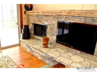 405 Winterberry Rd, Burnsville, NC 28714 - photo 3