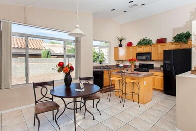 Eat In Kitchen