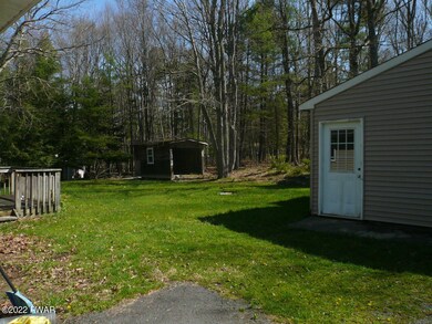 145 Hickory Rd, Dingmans Ferry, PA 18328 - photo 4