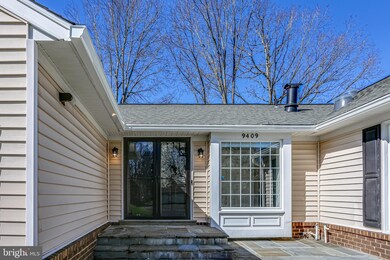 9409 Copenhaver Dr, Potomac, MD 20854 - photo 2