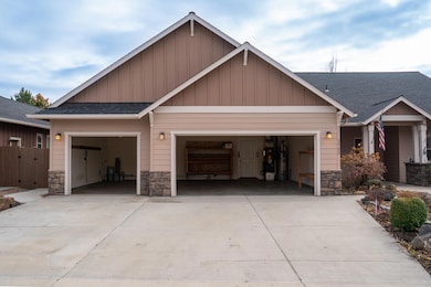 1752 NW Upas Ave, Redmond, OR 97756 - photo 5