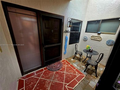 6220 Kings Gate Cir, Delray Beach, FL 33484 - photo 5