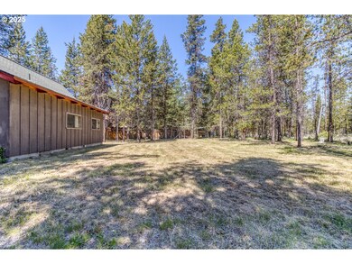 56095 Black Duck Rd, Bend, OR 97707 - photo 6