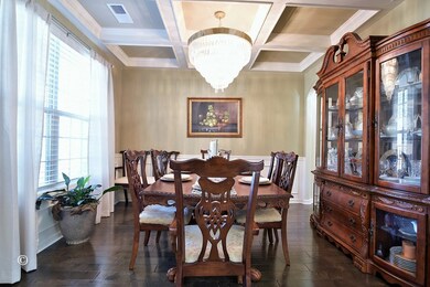 Elegant Formal Dining Room