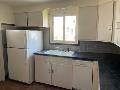 21 Emerald St unit 1, Newton, MA 02458 - photo 3