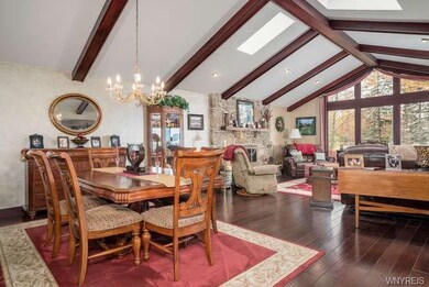 Open floor plan great for entertaining. Beautiful 