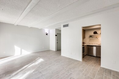 1024 E Osborn Rd unit A, Phoenix, AZ 85014 - photo 6
