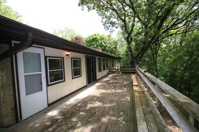 151 Castlewood Dr, Carpentersville, IL 60110 - photo 6