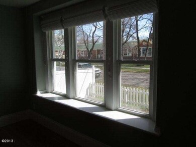 Dining area windows