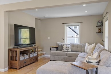 76 Sterling St, Lancaster, MA 01523 - photo 5