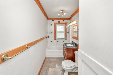 404 Mount Auburn St unit 2, Watertown, MA 02472 - photo 5