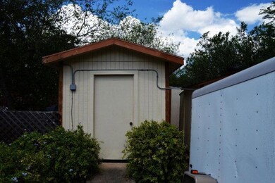 Small Outside Office