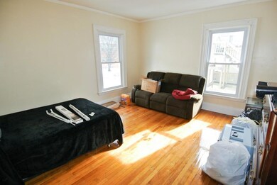 2nd floor, 3bdrm unit