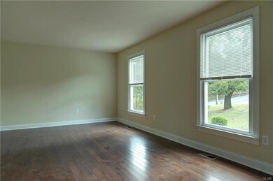 5767 Nina Cir, Coopersburg, PA 18036 - photo 6