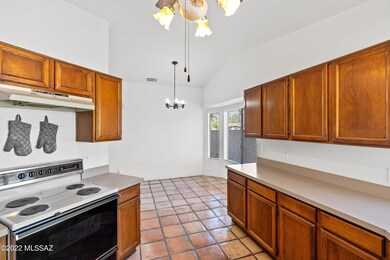 2590 W Dolbrook Way, Tucson, AZ 85741 - photo 6