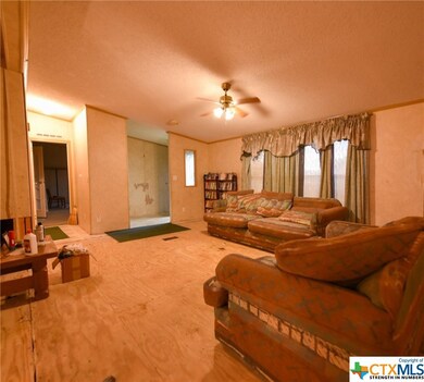 929 Kubitz Rd, Copperas Cove, TX 76522 - photo 5