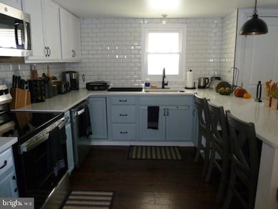 9 Thomas St, Nanticoke, PA 18634 - photo 5