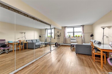 99-05 59th Ave unit 6B, Corona, NY 11368 - photo 5