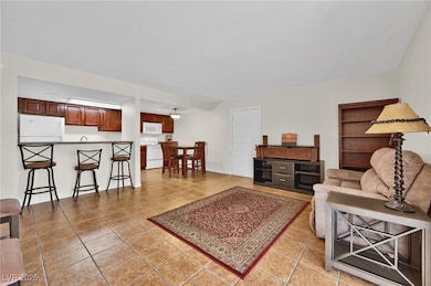 5229 Indian River Dr unit 237, Las Vegas, NV 89103 - photo 7